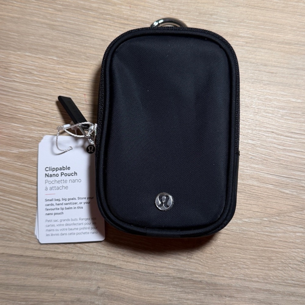 Lululemon Clippable Nano Pouch Black